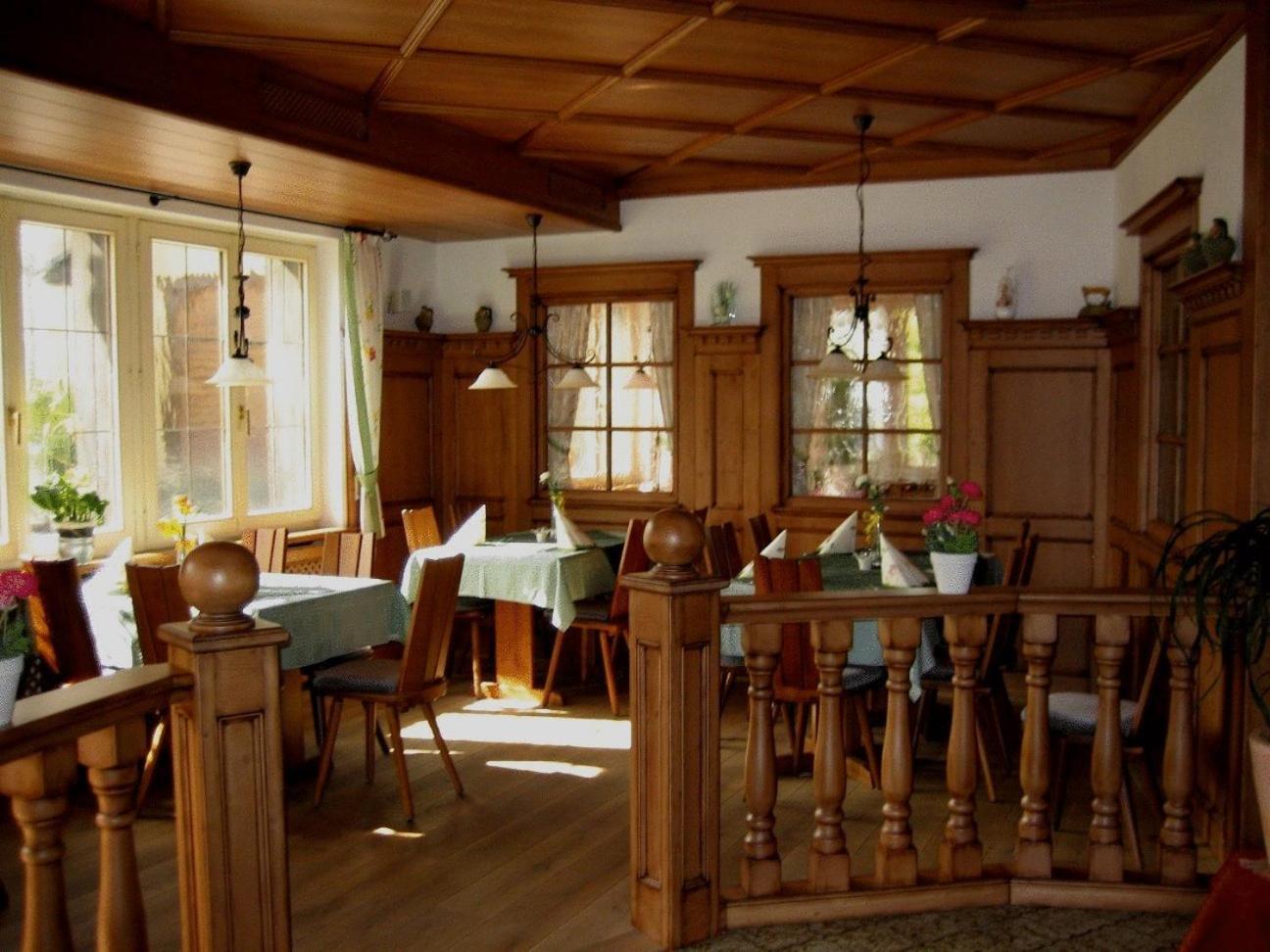 Hotel Krone Stuehlingen - Das Tor Zum Suedschwarzwald Esterno foto